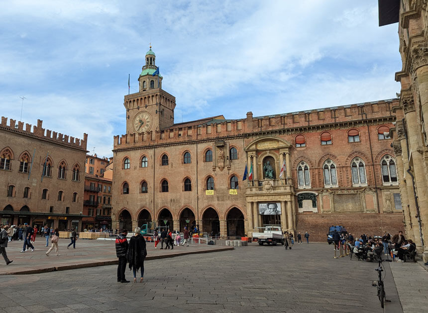 The Torre dell'Orologio and Palazzo d'Accursio in Piazza Maggiore, Bologna - both are closed on Mondays!