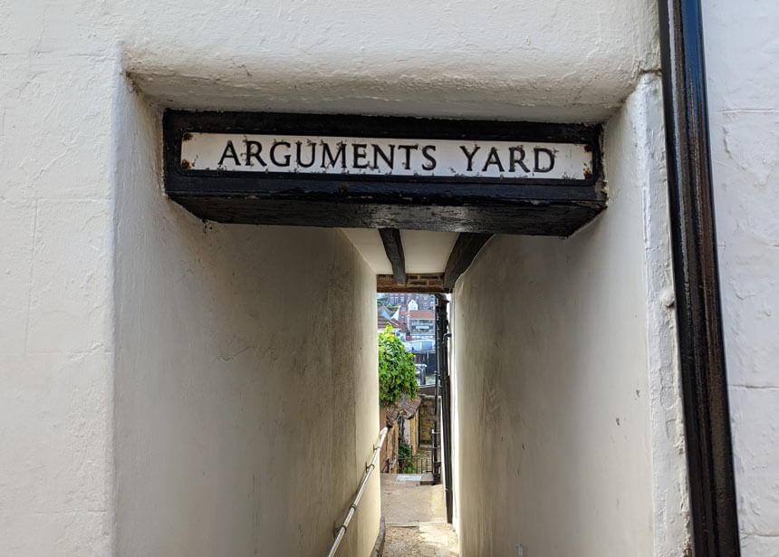 The entrance to Arguments Yard in the older part of Whitby