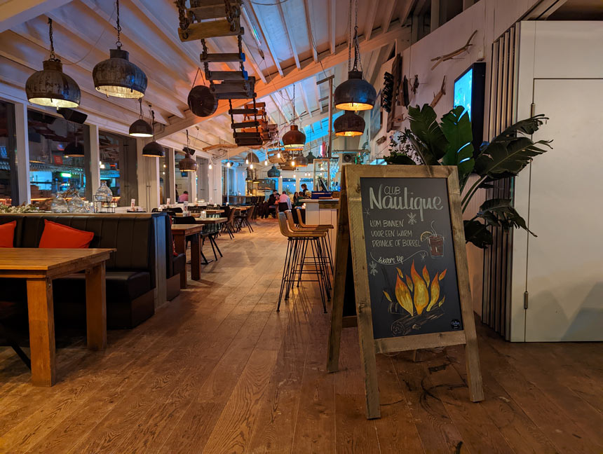 Club Nautique, one of the cosy beach pavilions on the beach in Zandvoort