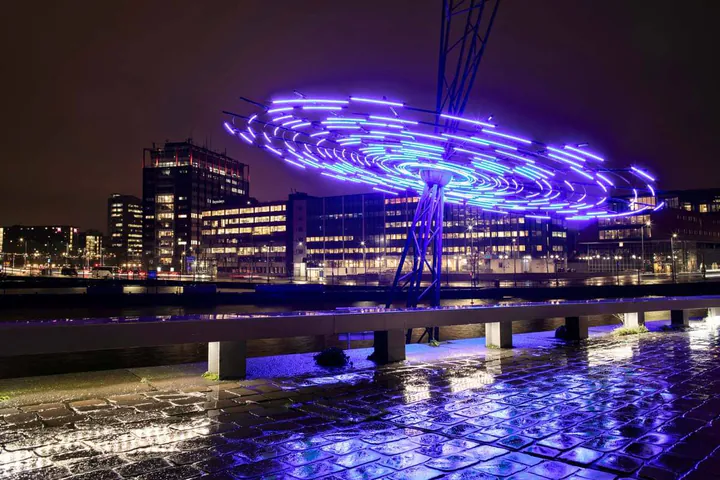 Error by Vendel & De Wolf at the Amsterdam Light Festival. Photo courtesy of Janus van den Eijnden and the Amsterdam Light Festival team