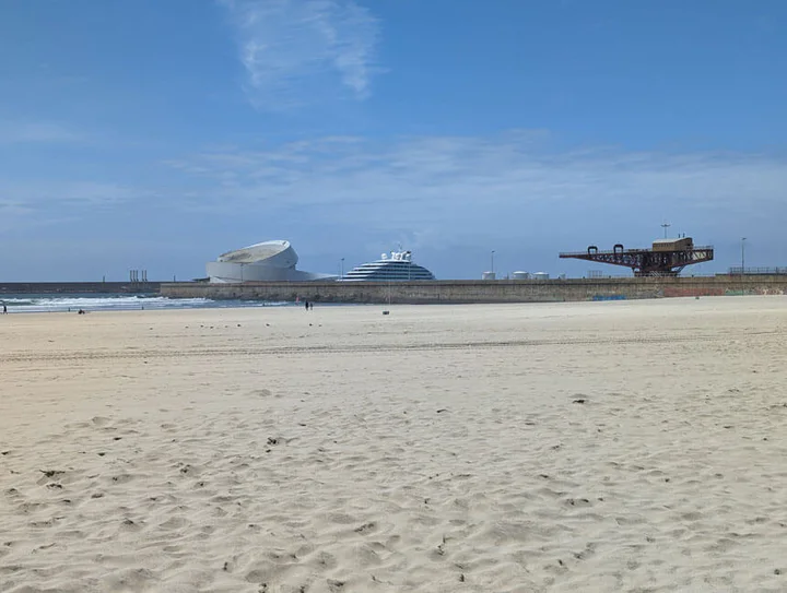 Matosinhos boasts a gorgeous, wide, sandy beach