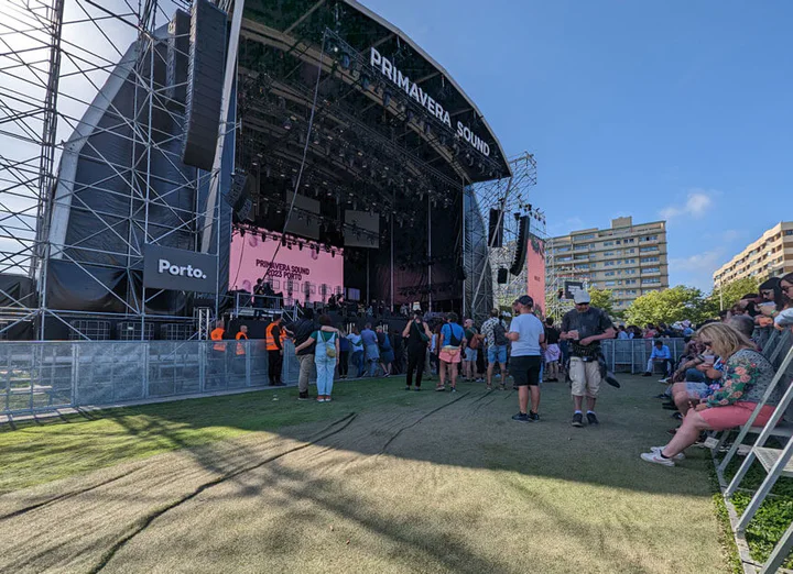 The VIP area in front of the main stage. I did feel really guilty about being in here but it was a brilliant perk.