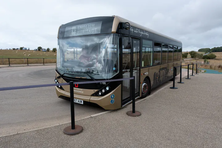 A single-decker bus at the Stonehenge bus stop