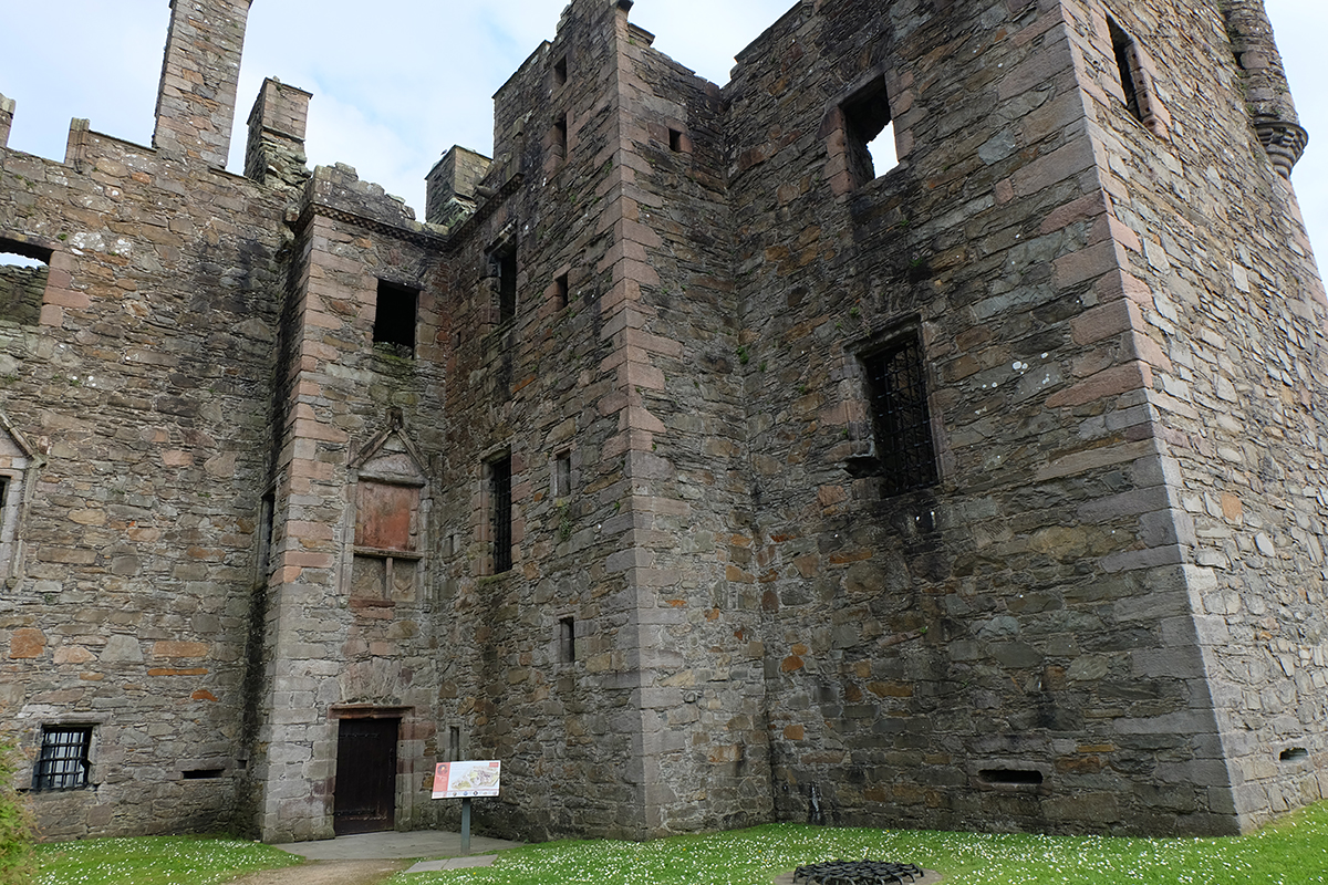 MacLellan's Castle, Kirkcudbright. The castle was built in the late 16th century on the site of a monastery.