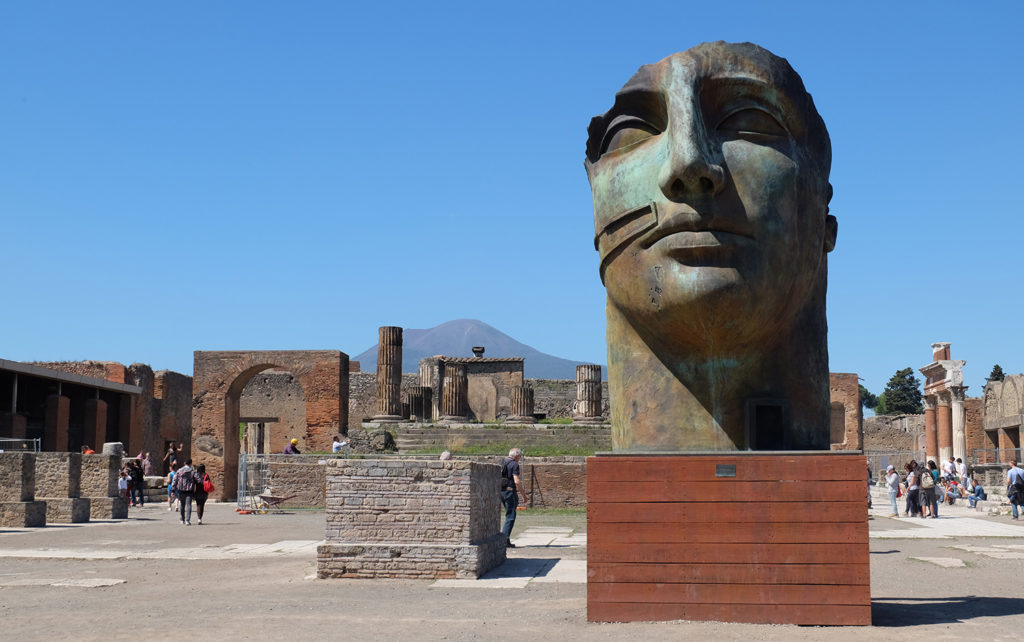 Pompeii head helen on her holidays