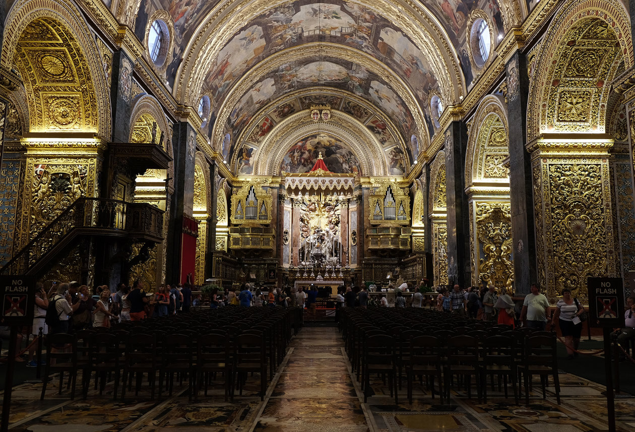 Inside St John's Co-Cathedral
