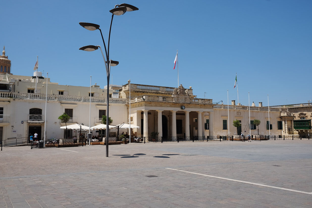 St George's Square