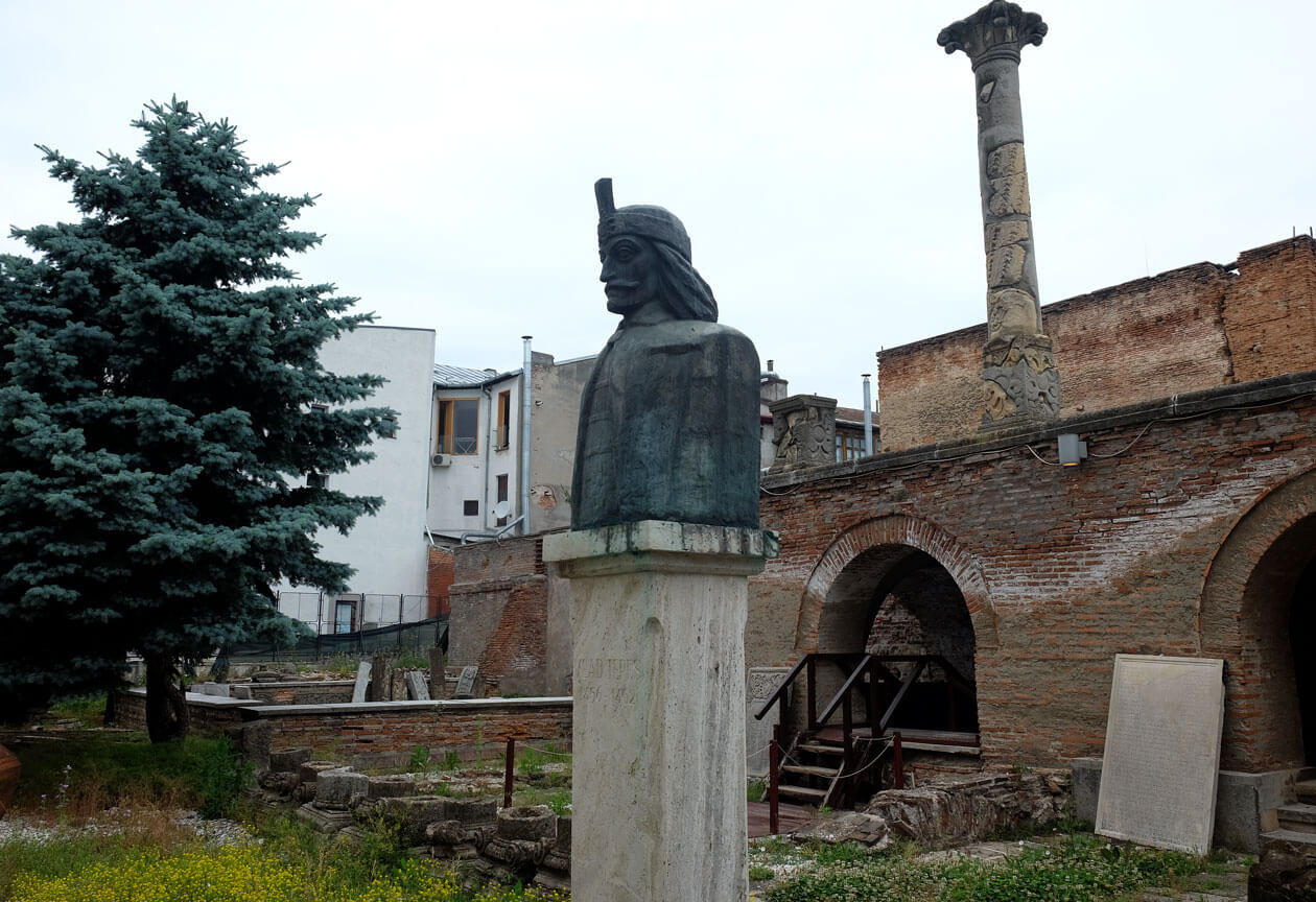 The Old Princely Palace, Bucharest, and the statue of Vlad III (AKA Vlad the Impaler)