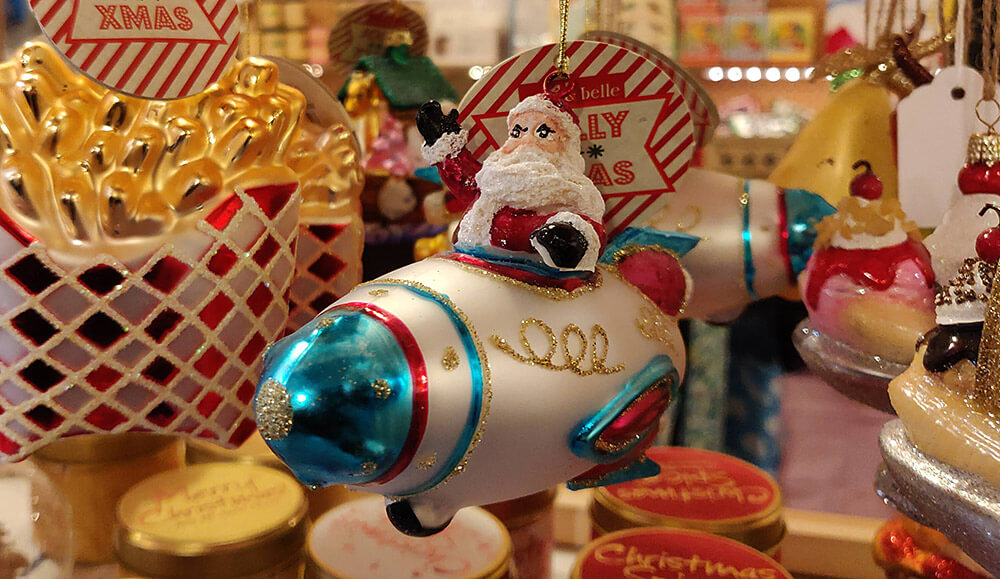 Santa in a spaceship, what's not to love?