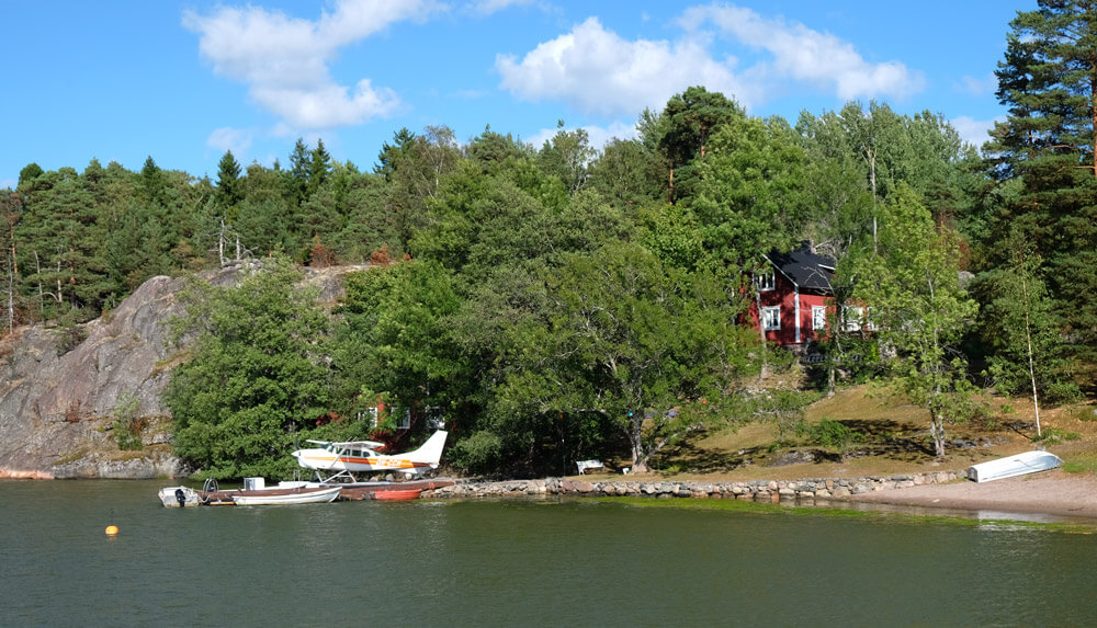 This house in the Helsinki archipelago has its own sea plane