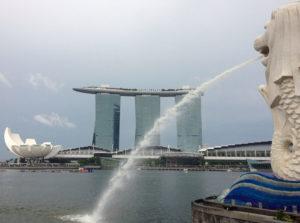 The Merlion and the Marina Bay Sands hotel on a rather rainy day in Singapore