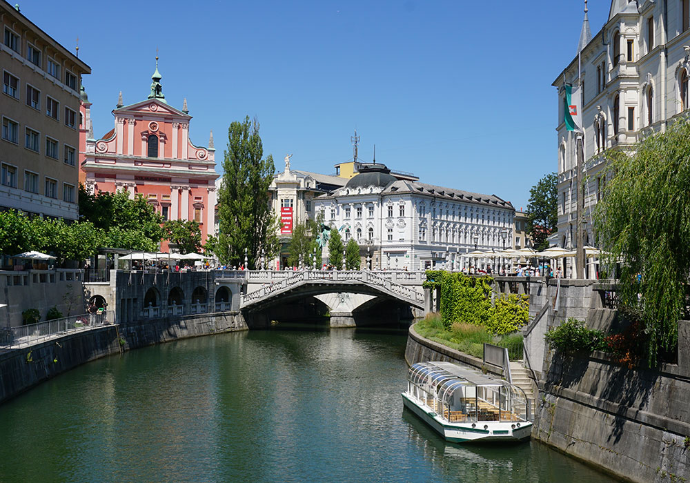 The Triple Bridge and the Ljubljanica river