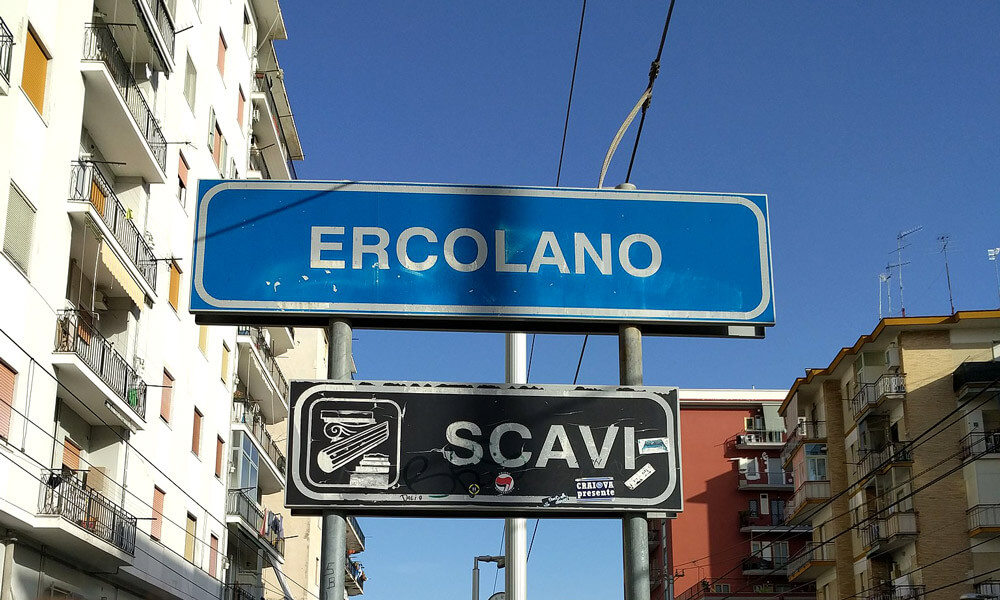 The station at Ercolano is around 10 minutes' walk from the ruins, and has direct trains to Naples, Sorrento and Pompeii