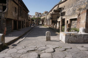 The upper floors of many buildings survived in Herculaneum