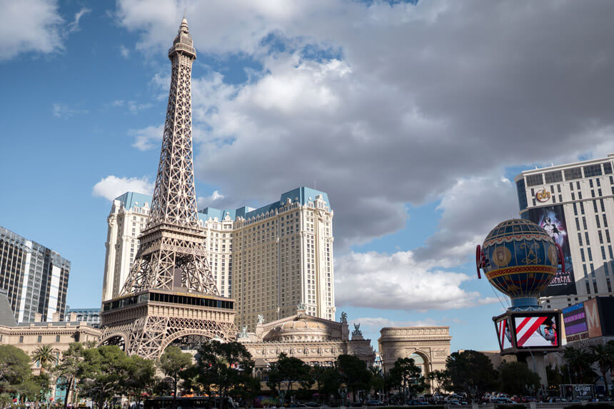 Paris Las Vegas - Tatiana (travelways)  Paris las vegas, Las vegas hotels, Las  vegas resorts