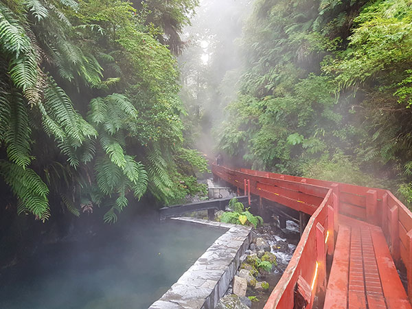Termas Geometricas hot springs in Chile