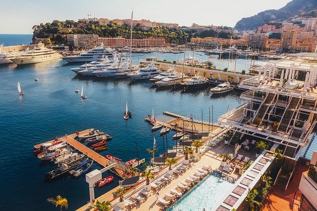 Superyachts in the harbour in Monaco. Image by <a href="https://pixabay.com/users/12019-12019/?utm_source=link-attribution&utm_medium=referral&utm_campaign=image&utm_content=2209822">David Mark</a> from Pixabay.