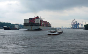 How to take a budget boat trip in Hamburg using the public ferries