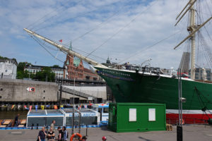 The sailing ship Rickmer Rickmers is just one of the historic ships you can visit in Hamburg