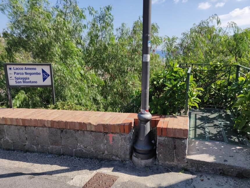 The short cut stairs down from the bus stop