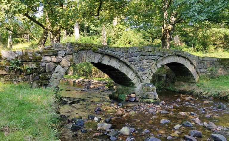 Visiting Wycoller, a beautiful village in Lancashire