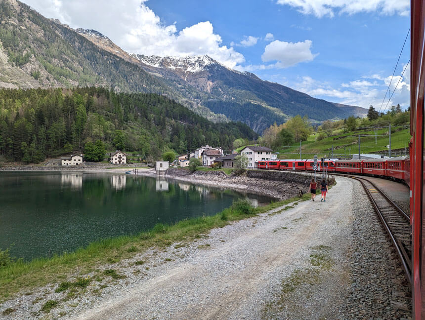 Approaching Miralago. This section of the line along the shore of Lago Poschiano is one of the few places where it's better to sit on the left hand train going south.