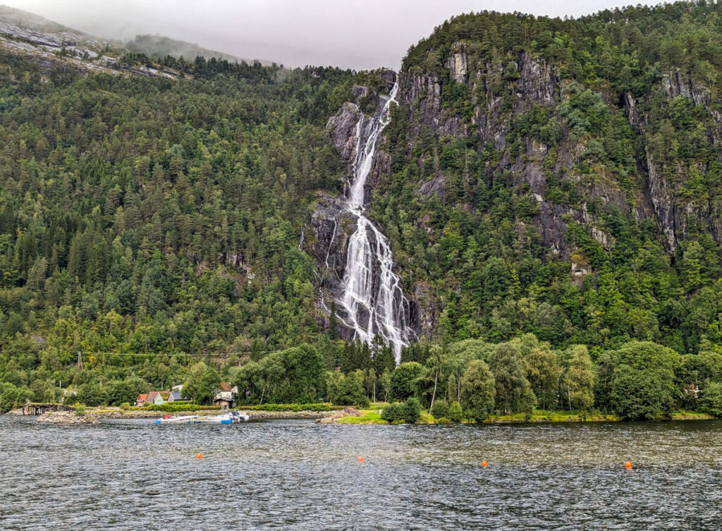 One of the many waterfalls we saw on the way to Mostraumen