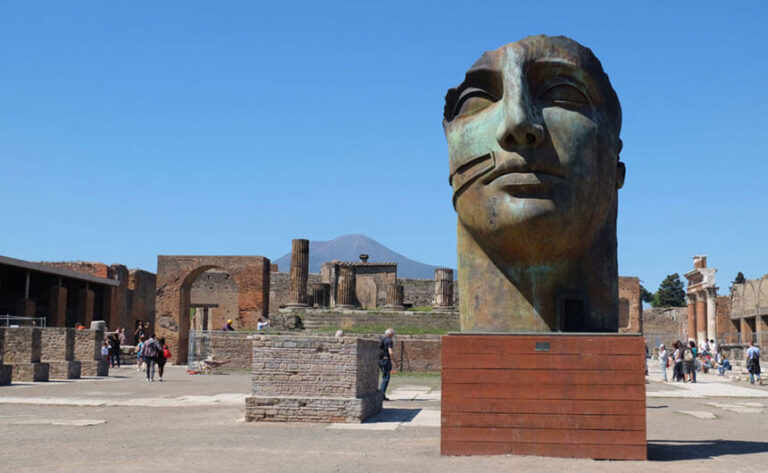 Visiting Pompeii and Mount Vesuvius