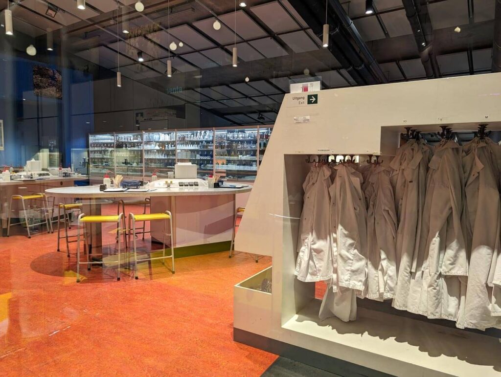 In NEMO's lab, visitors can put on a lab coat and safety glasses and do their own experiments