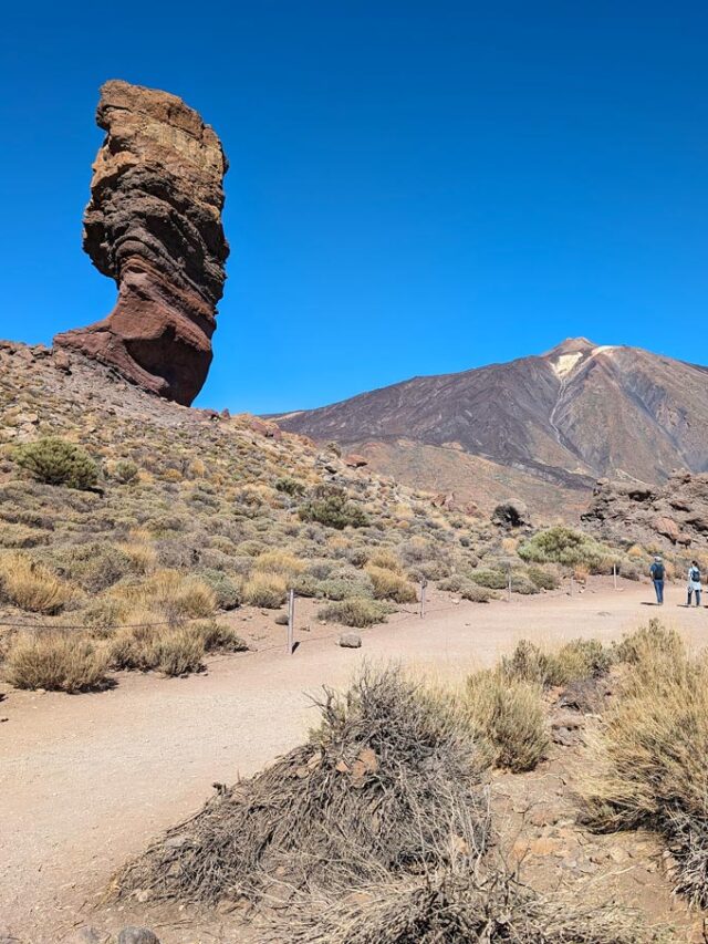 The Roque Cinchado rock formation is also known as God's finger.