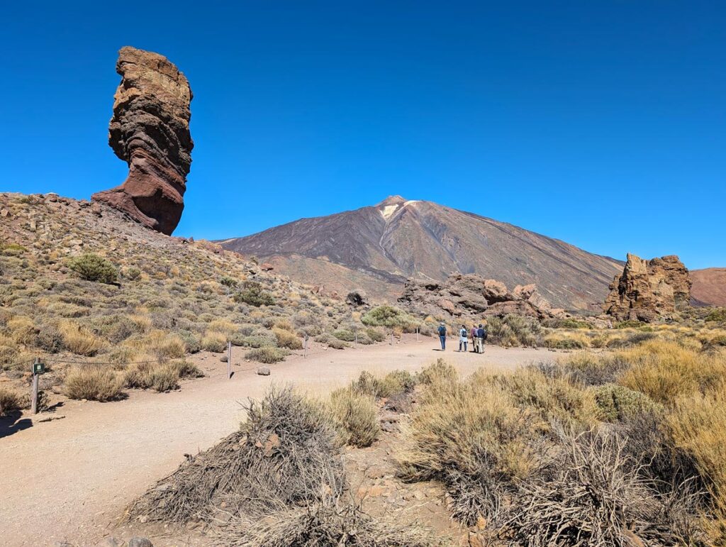 The Roque Cinchado rock formation is also known as God's finger. 