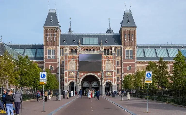 The Rijksmuseum, one of the best museums in Amsterdam