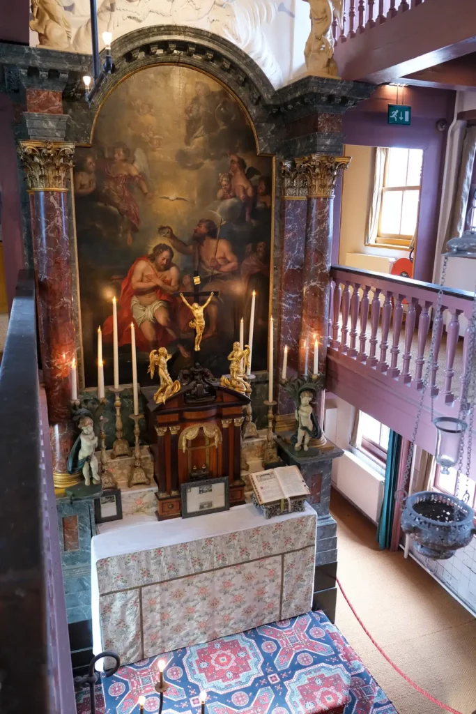 Our Lord in the Attic is a beautifully preserved 17th century Catholic church, hidden in the attic of an Amsterdam canal house.