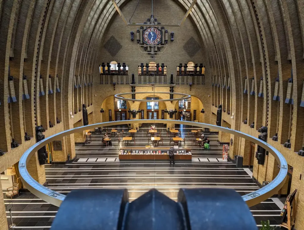 A dramatic, arched hall built in brick